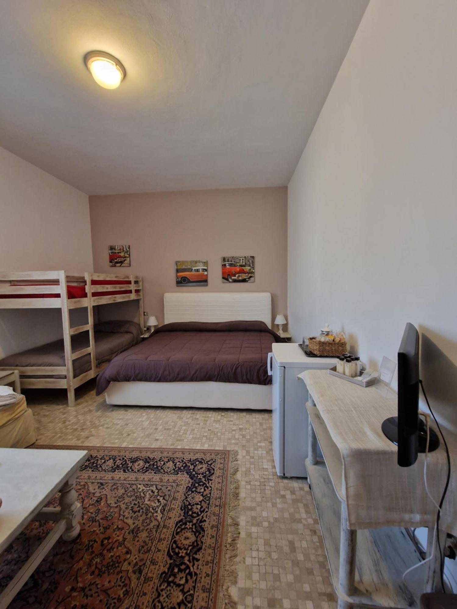 Camere Le Margherite Όλμπια Εξωτερικό φωτογραφία